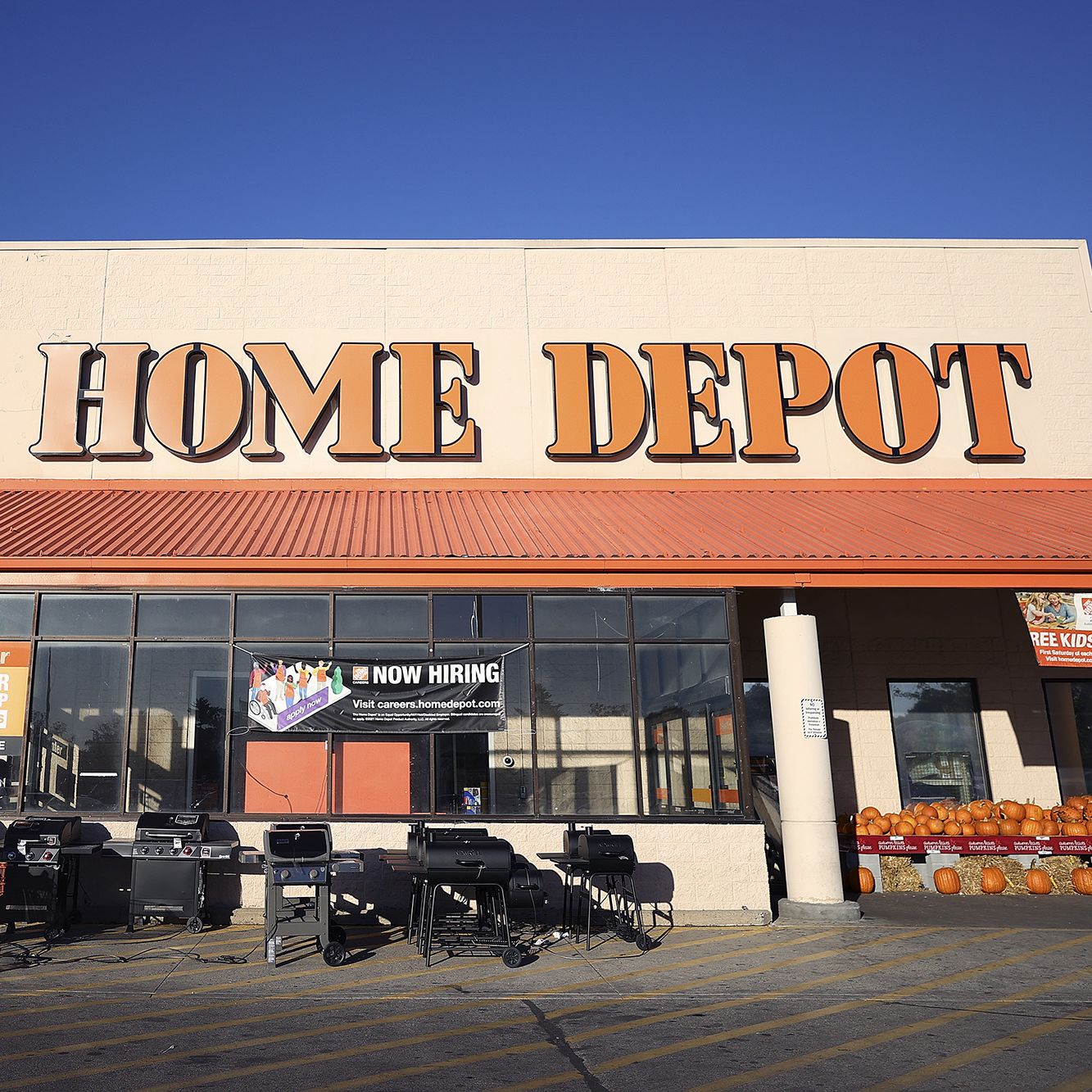 Read more about the article Budget-Friendly Solutions: Budget-Friendly Solutions: Maximizing Value with Home Depot’s Affordable Products