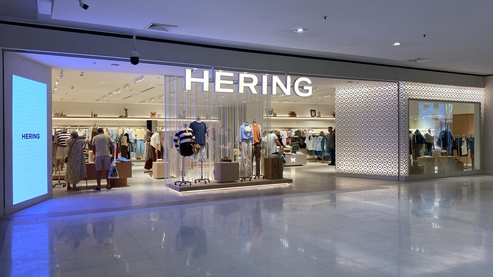 Read more about the article Desbloqueando Insights: Uma Análise Abrangente dos Artigos Inovadores da Hering