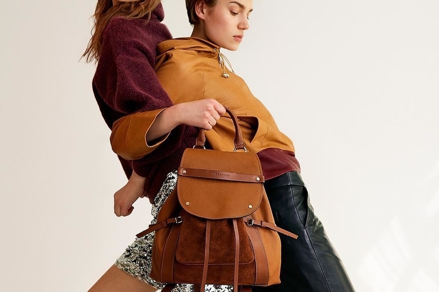 Read more about the article Elevate Your Style with Urban Icon Accessories for Every City Dweller