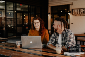 Read more about the article Why Choose MeDo for Your Next App or Website Project?