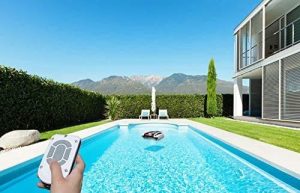 Read more about the article Top 5 Features of Betta Robotic Pool Skimmers You Can’t Ignore