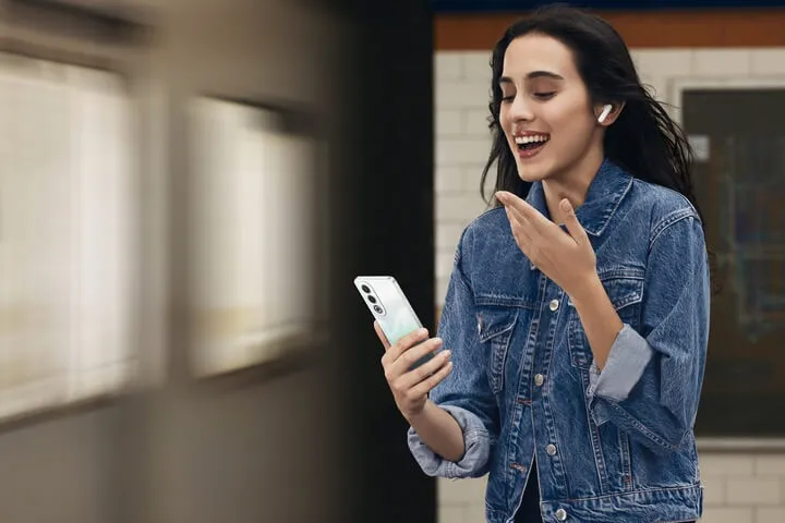 Read more about the article Why the OPPO ES is a Game Changer in the Smartphone Market