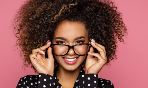 Read more about the article How to Choose the Perfect Pair of Designer Frames for Your Face Shape